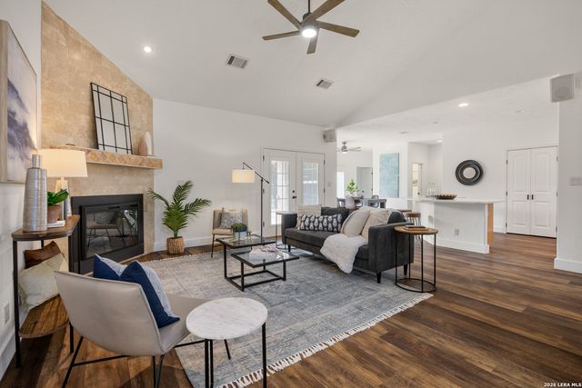 2471 OAK RUN DR, Wimberley, TX 78676