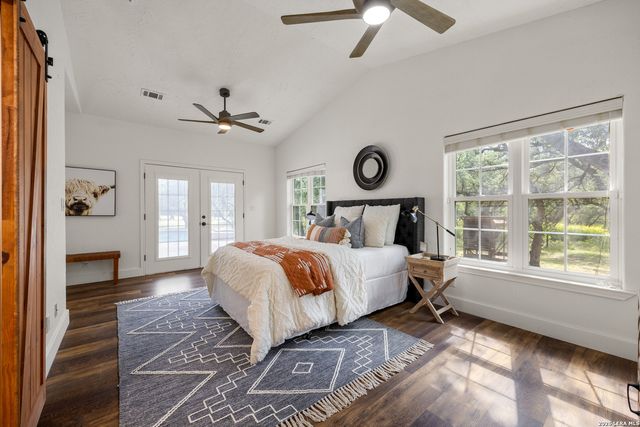 2471 OAK RUN DR, Wimberley, TX 78676