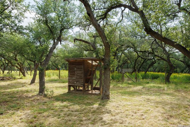 2471 OAK RUN DR, Wimberley, TX 78676