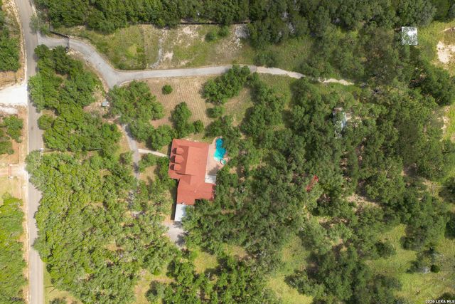 2471 OAK RUN DR, Wimberley, TX 78676