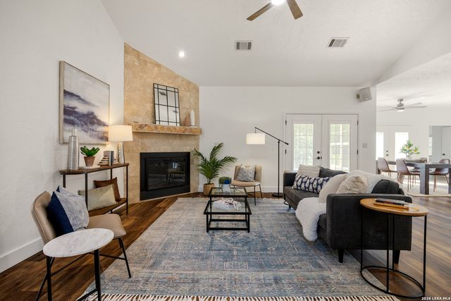 2471 OAK RUN DR, Wimberley, TX 78676