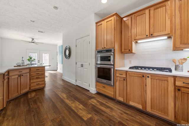 2471 OAK RUN DR, Wimberley, TX 78676