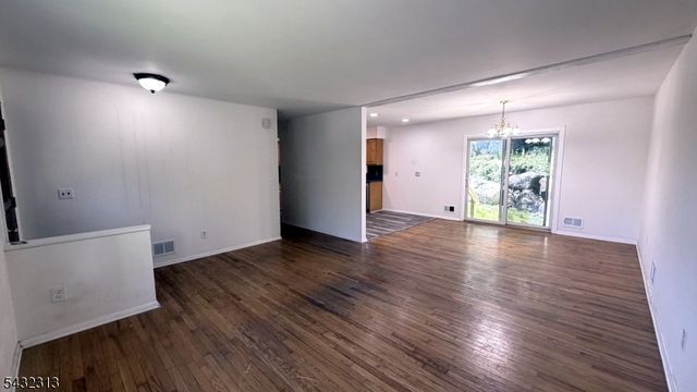 36 Mountain Ave, Rockaway Twp., NJ 07866