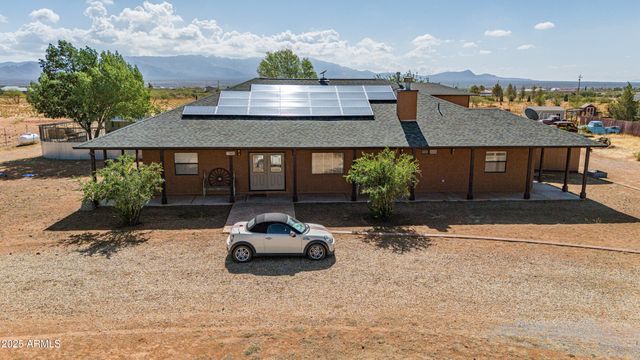 7405 S LAND GRANT Road, Hereford, AZ 85615