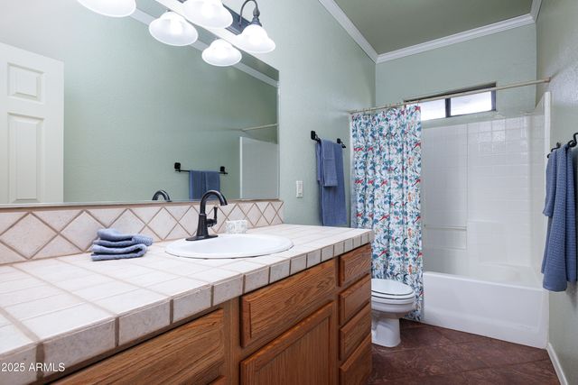 7405 S LAND GRANT Road, Hereford, AZ 85615