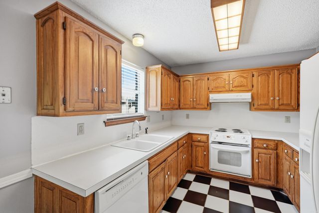 105 King Pine Road, Sherwood, AR 72120