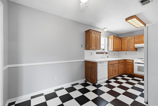 105 King Pine Road, Sherwood, AR 72120