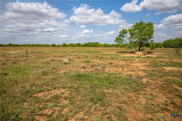 574 PR Goose Creek Lane, Jourdanton, TX 78026