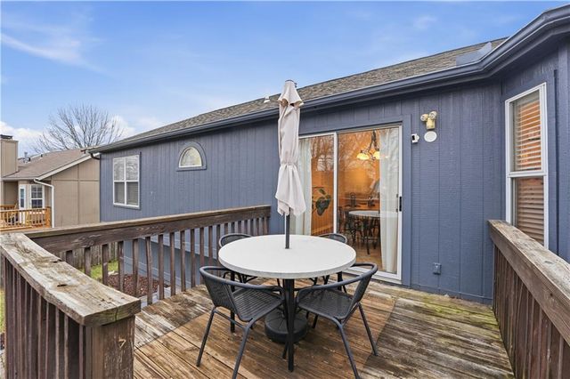 2616 SW Winchester Drive, Lee's Summit, MO 64063