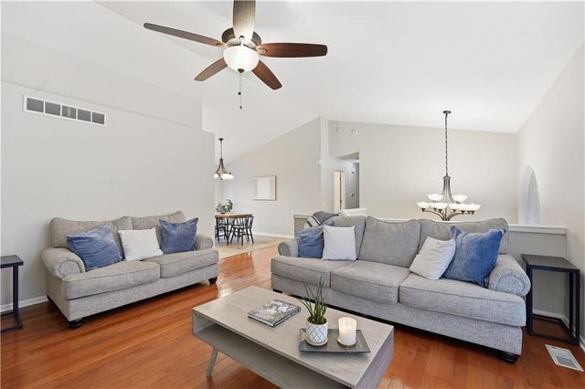 2616 SW Winchester Drive, Lee's Summit, MO 64063