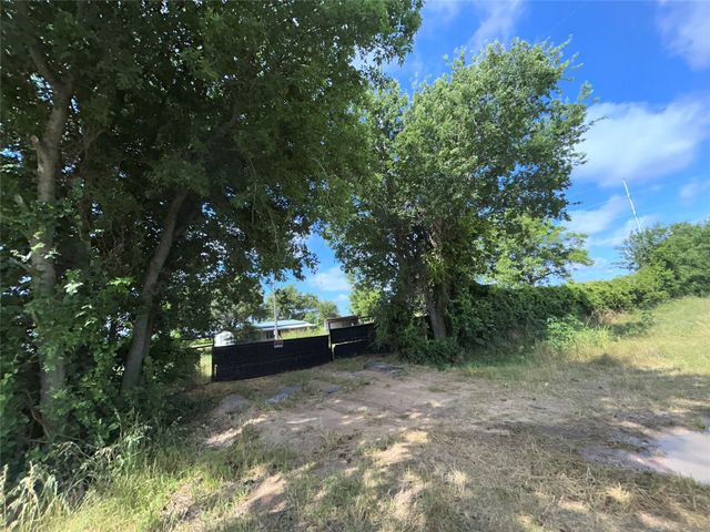 13070 Highway 36, Comanche, TX 76442