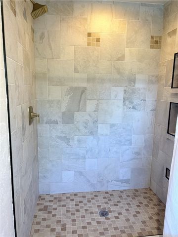 4815 Main St, Mcdonald, PA 15057