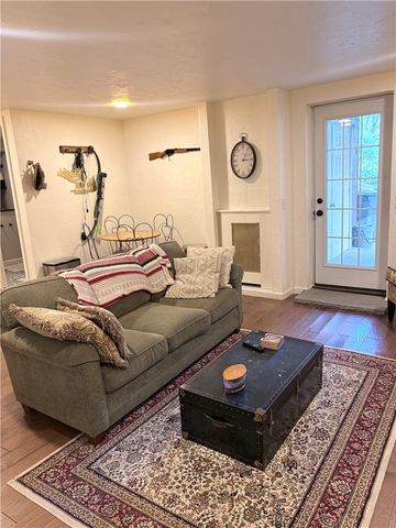 4815 Main St, Mcdonald, PA 15057