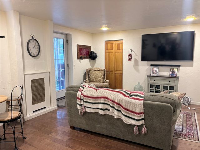 4815 Main St, Mcdonald, PA 15057