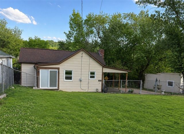 4815 Main St, Mcdonald, PA 15057