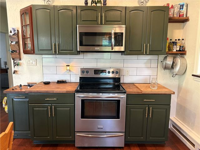 4815 Main St, Mcdonald, PA 15057