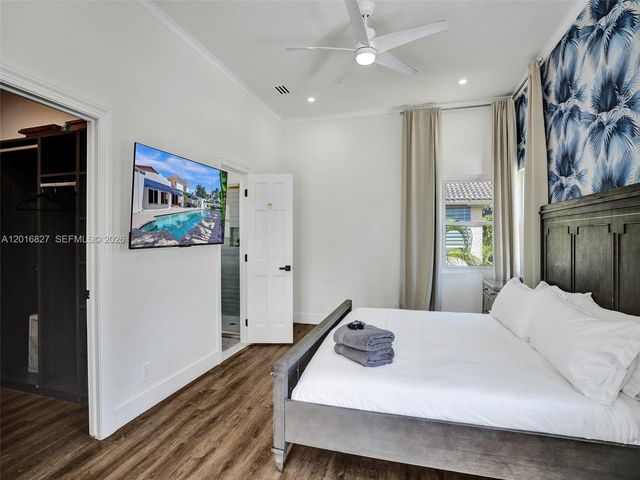 1128 Tyler St, Hollywood, FL 33019