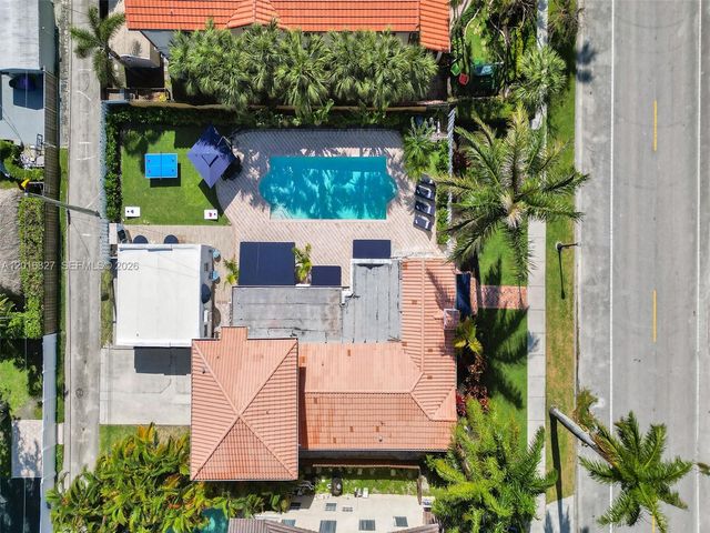 1128 Tyler St, Hollywood, FL 33019