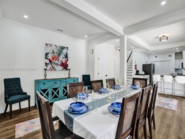 1128 Tyler St, Hollywood, FL 33019