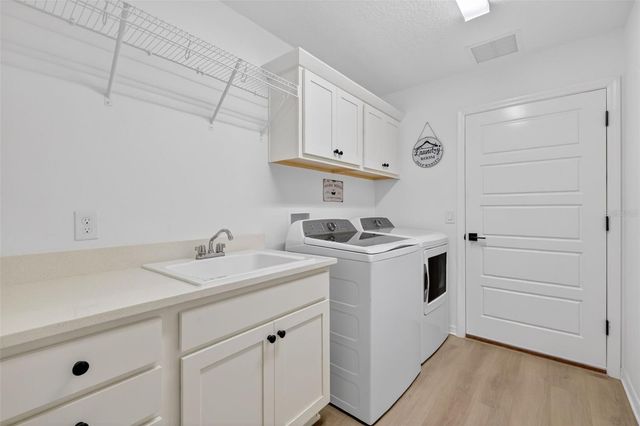 6695 GARNER PATH, The Villages, FL 34762