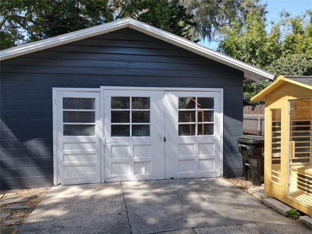 16 N LAWSONA BOULEVARD, Orlando, FL 32801