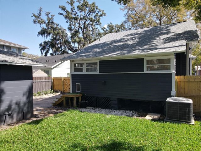 16 N LAWSONA BOULEVARD, Orlando, FL 32801