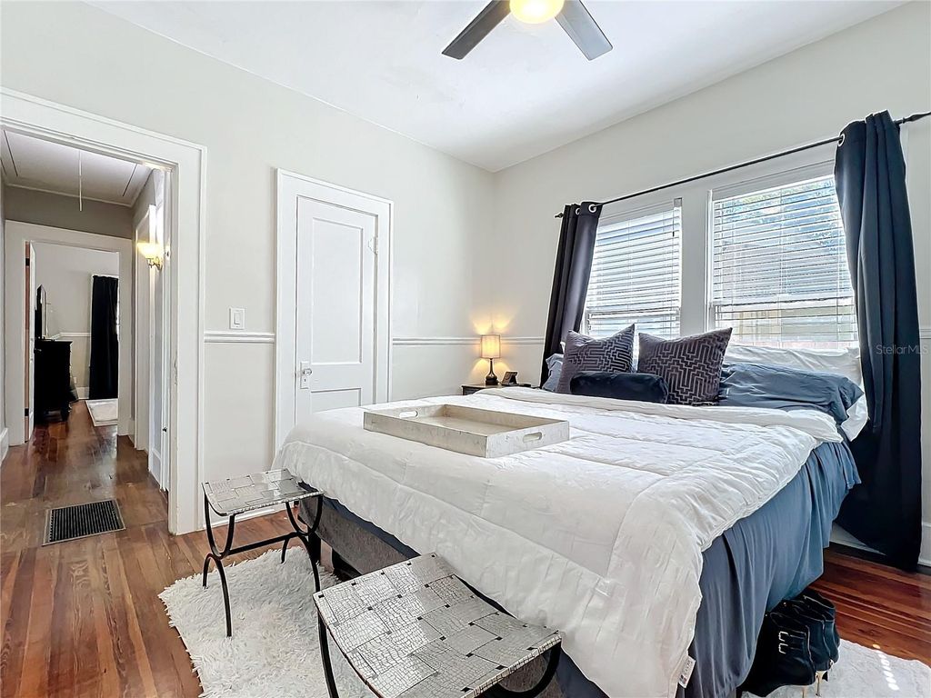 Image 30 of property listing at 16 N LAWSONA BOULEVARD, Orlando, FL 32801