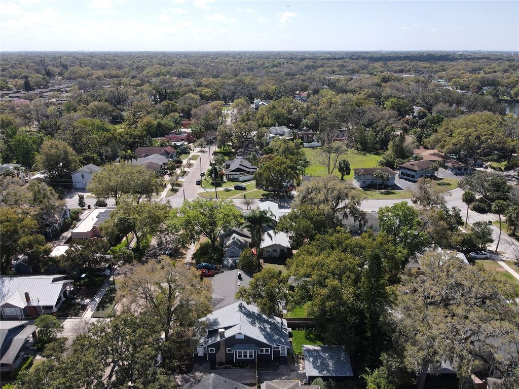 Image 64 of property listing at 16 N LAWSONA BOULEVARD, Orlando, FL 32801