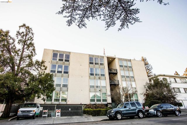 3525 Dimond, Oakland, CA 94602