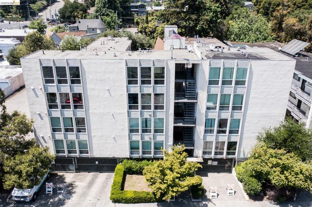 3525 Dimond, Oakland, CA 94602