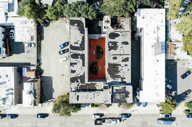 3525 Dimond, Oakland, CA 94602