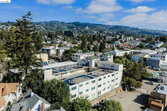 3525 Dimond, Oakland, CA 94602