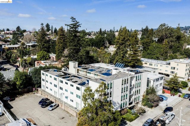 3525 Dimond, Oakland, CA 94602