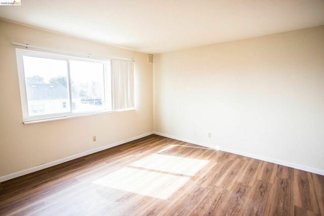 3525 Dimond, Oakland, CA 94602