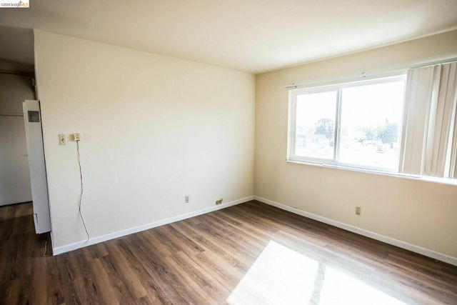 3525 Dimond, Oakland, CA 94602