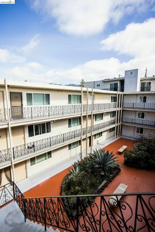 3525 Dimond, Oakland, CA 94602