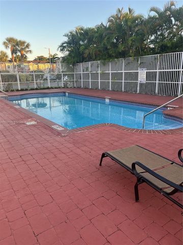 760 SE 2nd St, Homestead, FL 33030