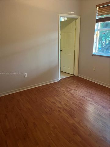 760 SE 2nd St, Homestead, FL 33030