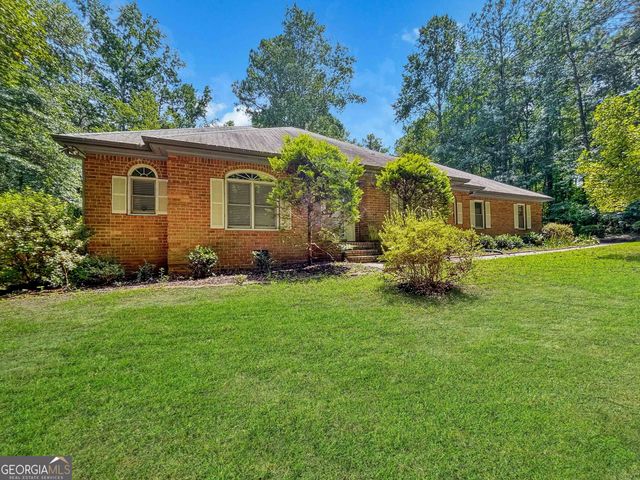 189 Lake Hampton Drive, Hampton, GA 30228