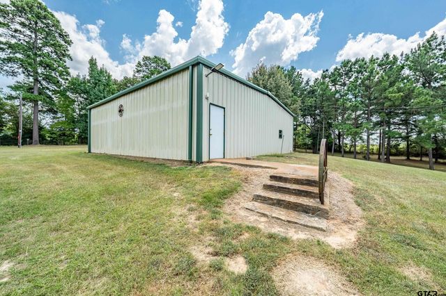 368 County Road 3318, Jacksonville, TX 75766