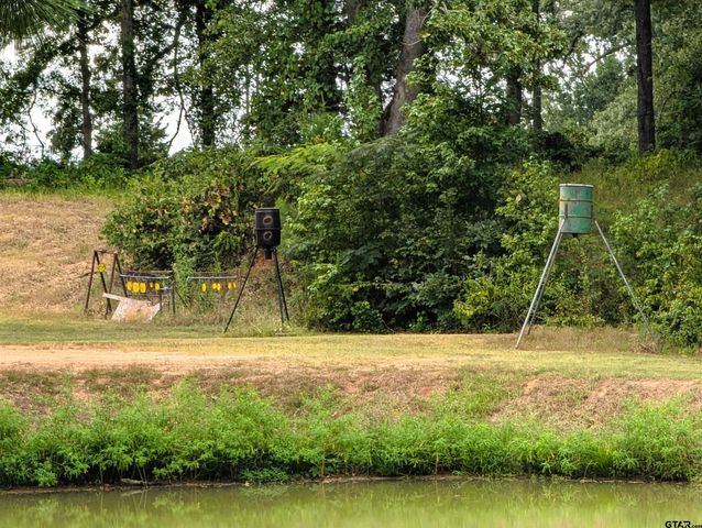 368 County Road 3318, Jacksonville, TX 75766