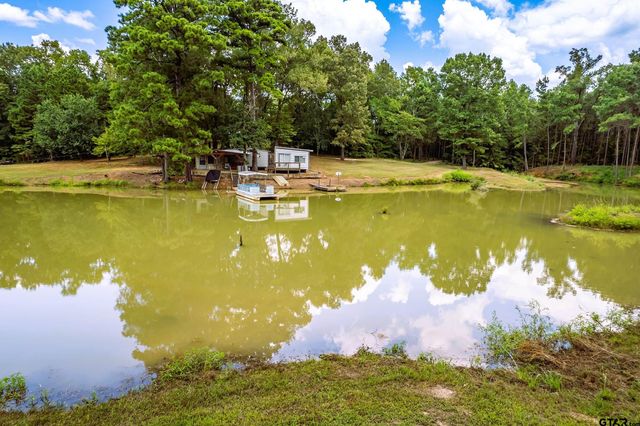 368 County Road 3318, Jacksonville, TX 75766