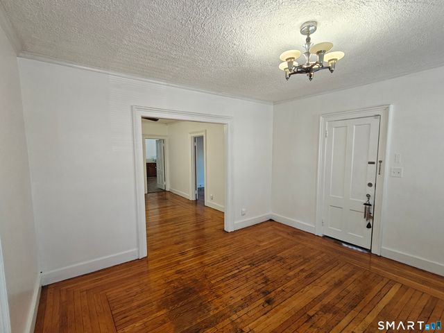 98 Gilbert Avenue 2, New Haven, CT 06511