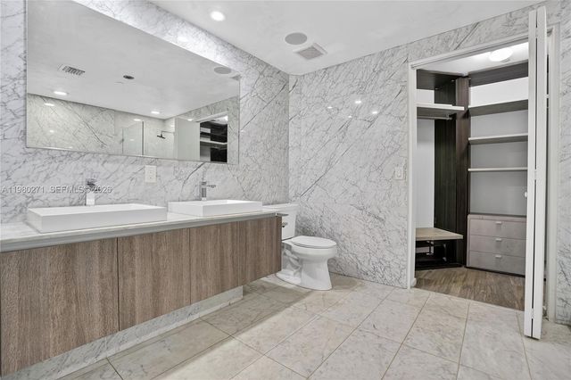 801 S Miami Ave 2805, Miami, FL 33130