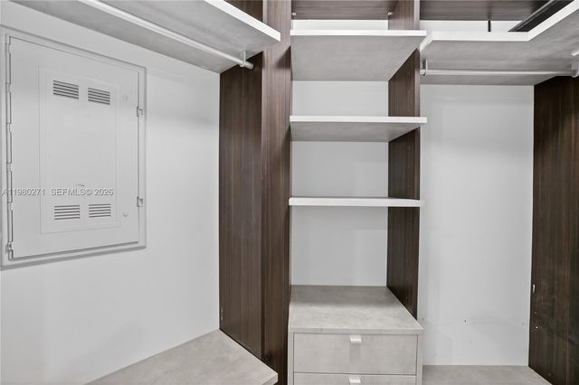 801 S Miami Ave 2805, Miami, FL 33130