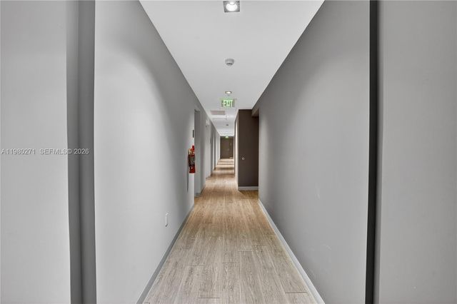 801 S Miami Ave 2805, Miami, FL 33130