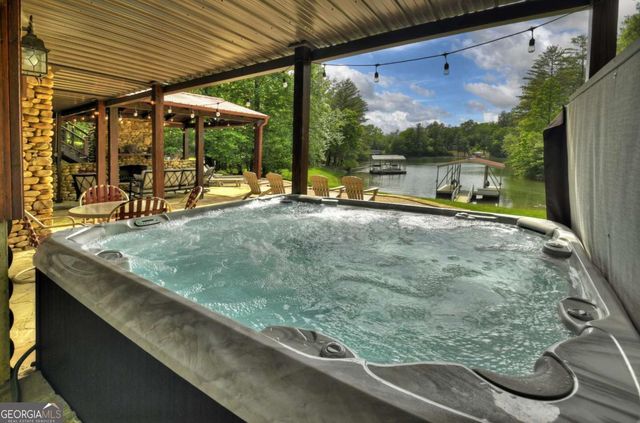 67 Lakeshore Drive, Blairsville, GA 30512