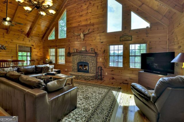67 Lakeshore Drive, Blairsville, GA 30512