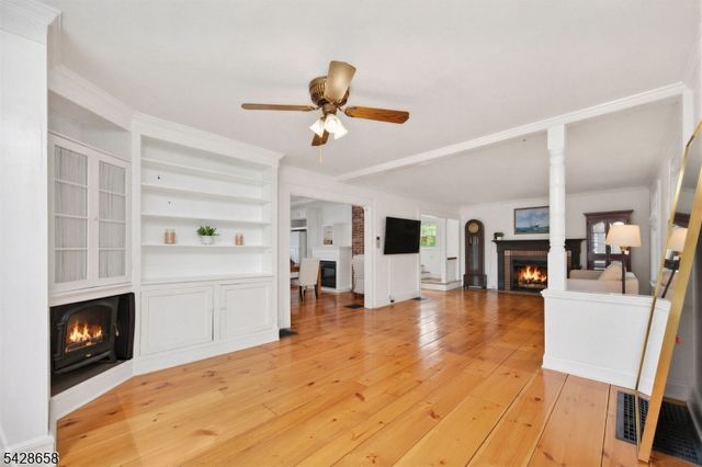 349 Union Ave, Middlesex Boro, NJ 08846