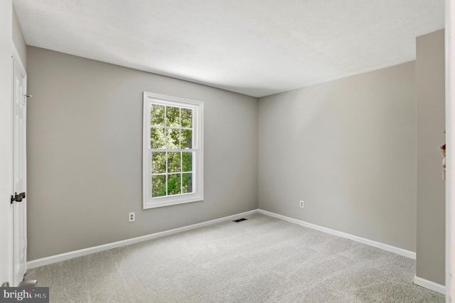 11905 FALLING CREEK DR, Manassas, VA 20112